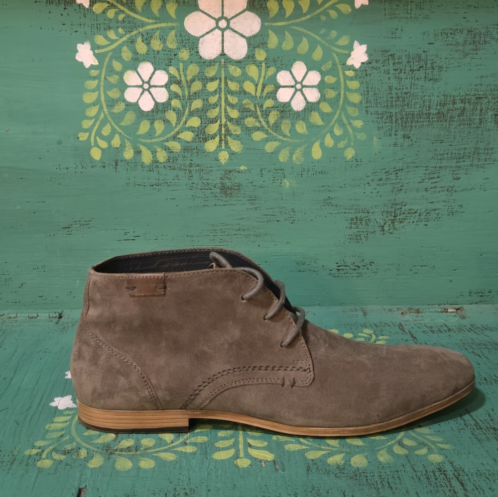 Men's Suede Chukka Boots - Gray